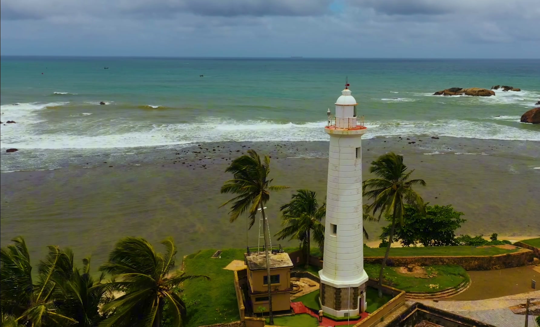 Galle lighthouse facing the Indian Ocean
